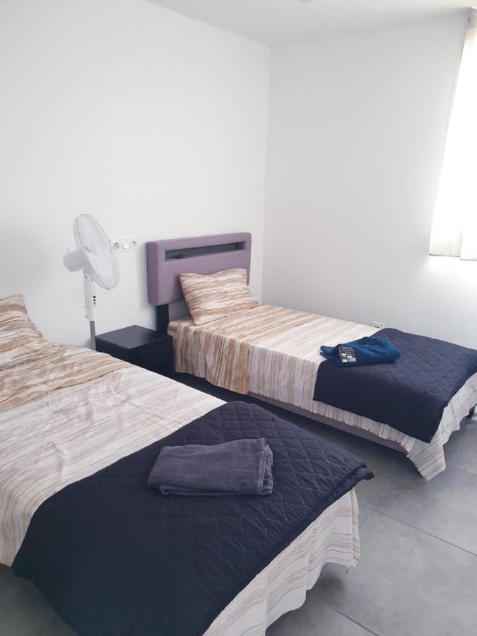 Big Flat Sea Vieuw 95 M2 5 Rooms Near Airport 5 Min Train 3 Min And Tram On Site, Beach 7 Min, 2 Showers And 2 Toilets , Neuf Grand Appartement 95 M2 5 Chambres Proche Aeroport 5 Min Train 3 Min Et Tramway Sur Place, Plage 7 Min 2 Douches Et 2 Wc Vue Ницца Экстерьер фото
