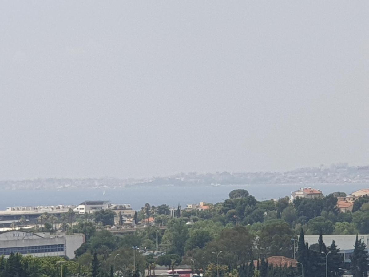 Big Flat Sea Vieuw 95 M2 5 Rooms Near Airport 5 Min Train 3 Min And Tram On Site, Beach 7 Min, 2 Showers And 2 Toilets , Neuf Grand Appartement 95 M2 5 Chambres Proche Aeroport 5 Min Train 3 Min Et Tramway Sur Place, Plage 7 Min 2 Douches Et 2 Wc Vue Ницца Экстерьер фото