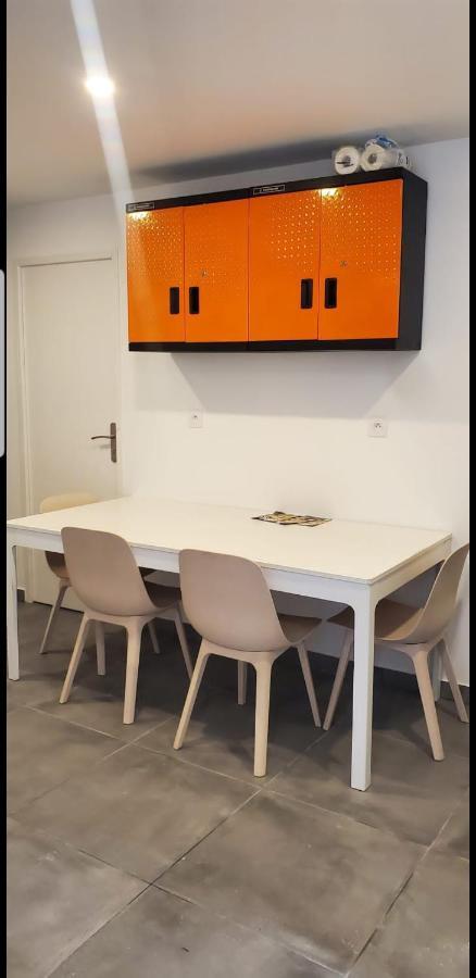 Big Flat Sea Vieuw 95 M2 5 Rooms Near Airport 5 Min Train 3 Min And Tram On Site, Beach 7 Min, 2 Showers And 2 Toilets , Neuf Grand Appartement 95 M2 5 Chambres Proche Aeroport 5 Min Train 3 Min Et Tramway Sur Place, Plage 7 Min 2 Douches Et 2 Wc Vue Ницца Экстерьер фото