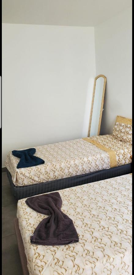 Big Flat Sea Vieuw 95 M2 5 Rooms Near Airport 5 Min Train 3 Min And Tram On Site, Beach 7 Min, 2 Showers And 2 Toilets , Neuf Grand Appartement 95 M2 5 Chambres Proche Aeroport 5 Min Train 3 Min Et Tramway Sur Place, Plage 7 Min 2 Douches Et 2 Wc Vue Ницца Экстерьер фото